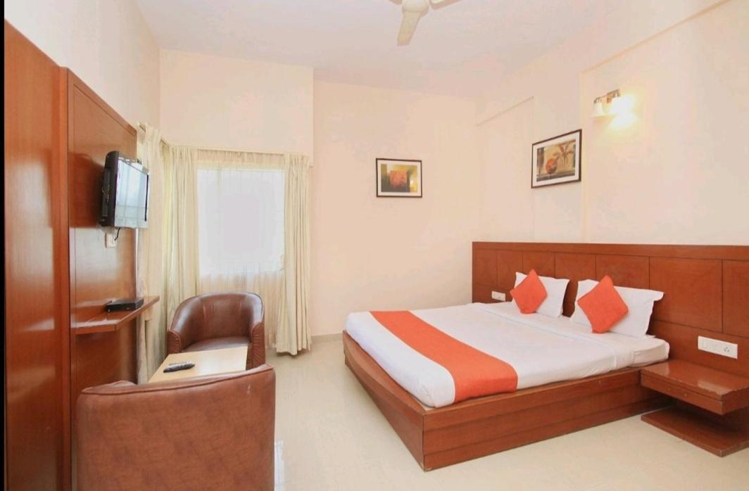 Hotel Stay By The Way Mysore Exterior photo